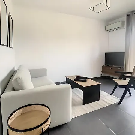 Superbe 2p Avec Place De Parking Apartman *